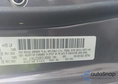 2015 Jeep Compass Latitude z USA, uszkodzony, nr VIN 1C4NJCEB3FD139202